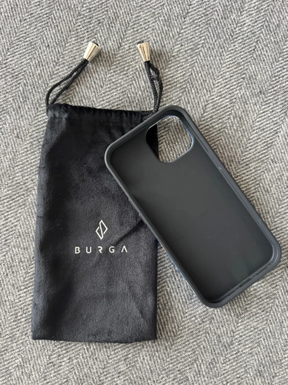 NWT, BURGA, DARLING 15 PRO MAX IPHONE COVER
